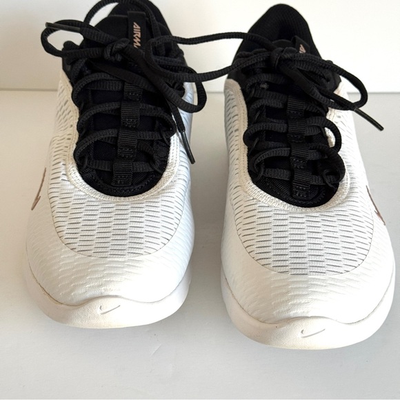 Nike Women's Air Max Advantage 3
BV4103-103 Running Shoes Sneakers Size 8.5 - Picture 7 of 11